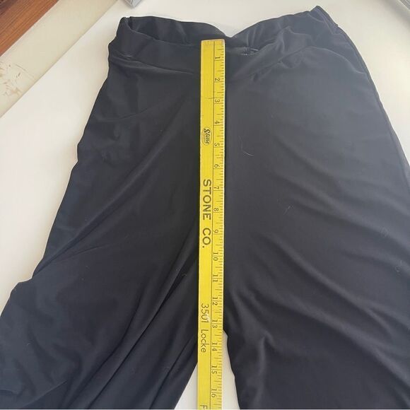 Pretty Little Thing, Black Wide Leg Pants, Size 4 - Picture 6 of 6